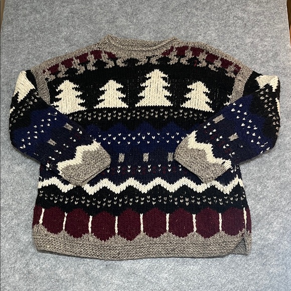 Vintage Sweaters - Handmade 100% Wool Pullover Sweater with Trees Nature Theme Ecuador